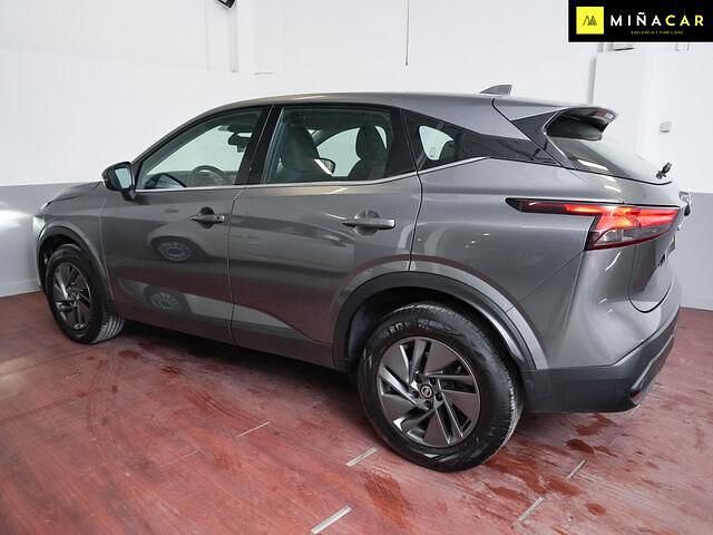 Usado Nissan Qashqai Acenta 158 CV (116 kW) 2022 Gris SUV