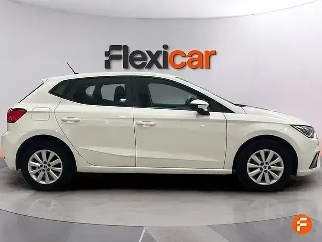 Usado Seat Ibiza Reference 80 CV (58 kW) 2022 Blanco Utilitario