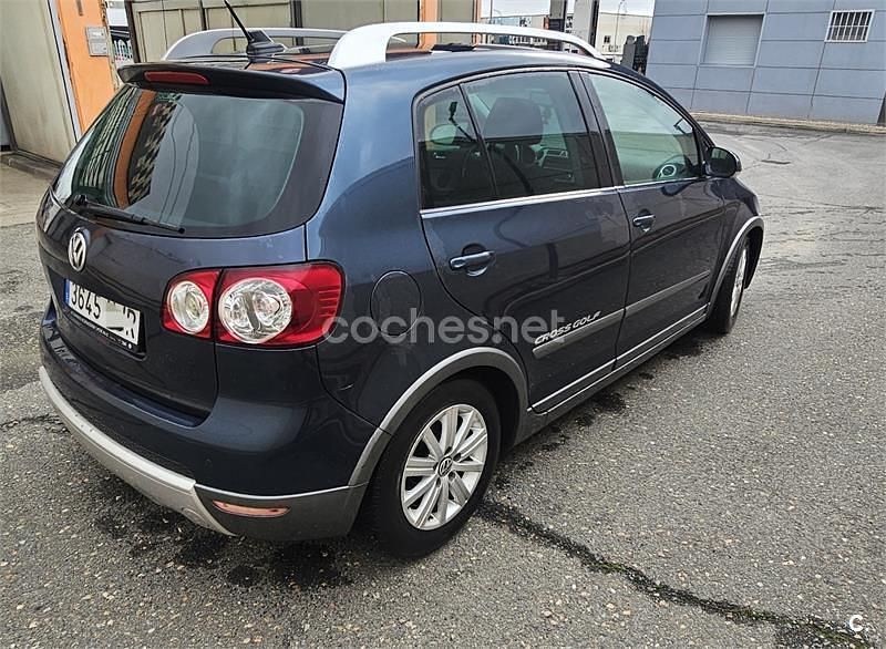 Usado VW Golf Plus Cross 140 CV (102 kW) 2008 Azul Monovolumen