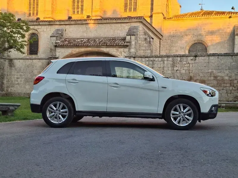 Usado Mitsubishi ASX 116 CV (85 kW) 2011 Blanco SUV