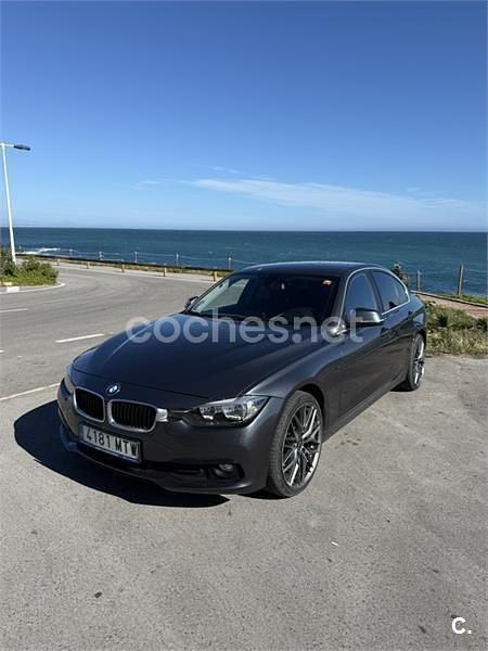 Usado BMW 318 150 CV (110 kW) 2017 Gris / plata Berlina