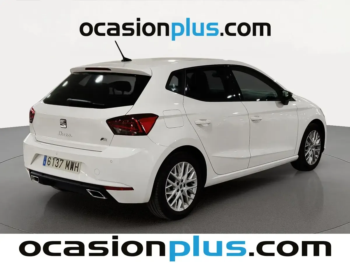 Usado Seat Ibiza FR 116 CV (85 kW) 2024 Blanco Utilitario