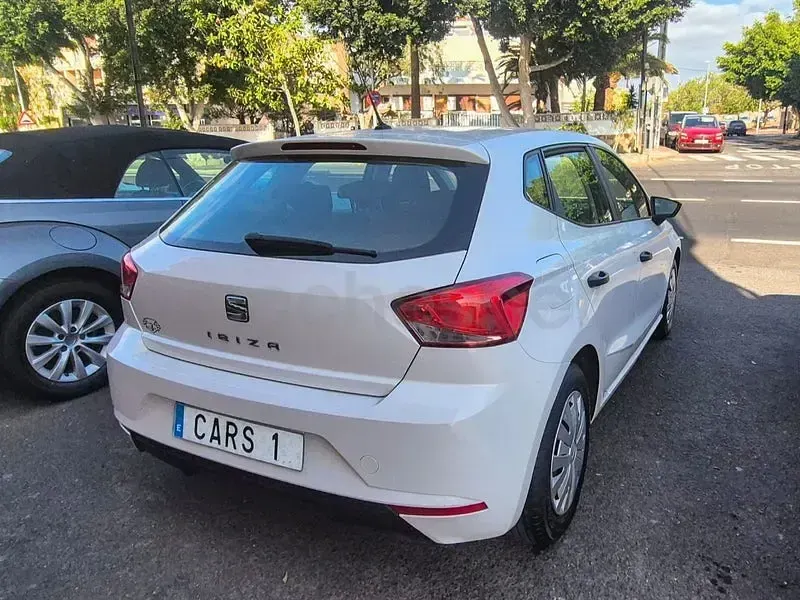 Usado Seat Ibiza Reference 95 CV (69 kW) 2019 Blanco Utilitario