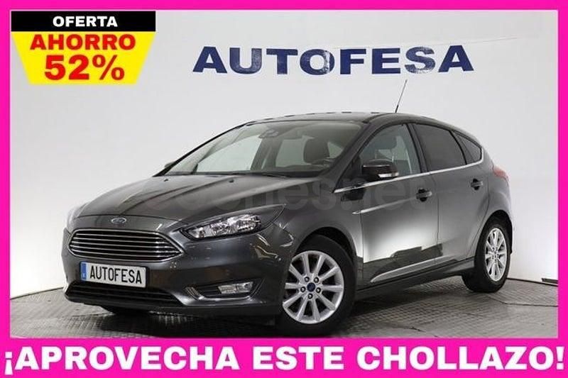 Usado Ford Focus Titanium 150 CV (110 kW) 2016 Gris / plata Berlina