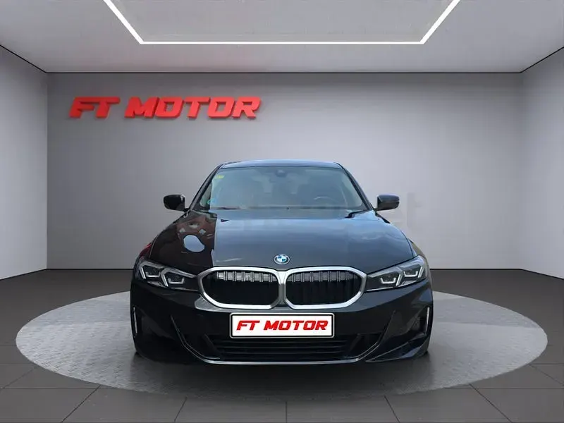 Usado BMW 318 150 CV (110 kW) 2023 Gris / plata Berlina