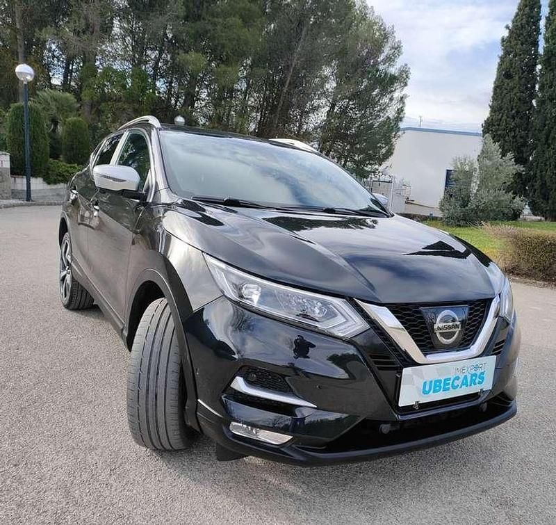 Usado Nissan Qashqai Tekna 130 CV (95 kW) 2018 Negro SUV