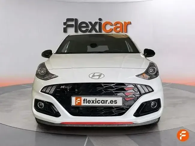 Usado Hyundai i10 N Line 90 CV (66 kW) 2024 Blanco Utilitario