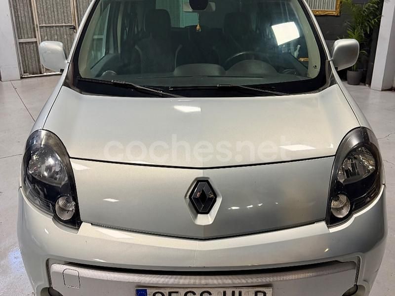 Usado Renault Kangoo Expression 90 CV (66 kW) 2012 Gris / plata Familiar