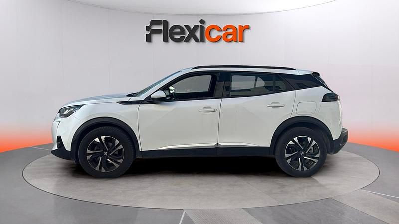 Usado Peugeot 2008 Active 110 CV (80 kW) 2021 Blanco SUV