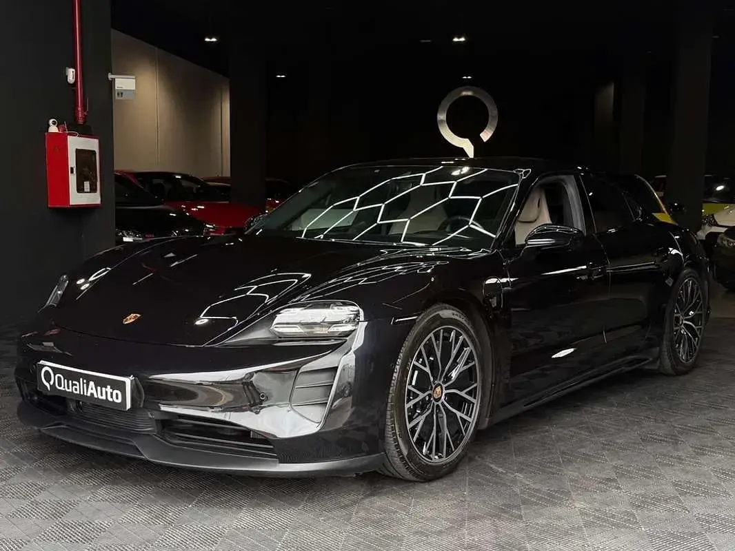 Usado Porsche Taycan 4S 419 kW (571 CV) 2022 Negro Berlina