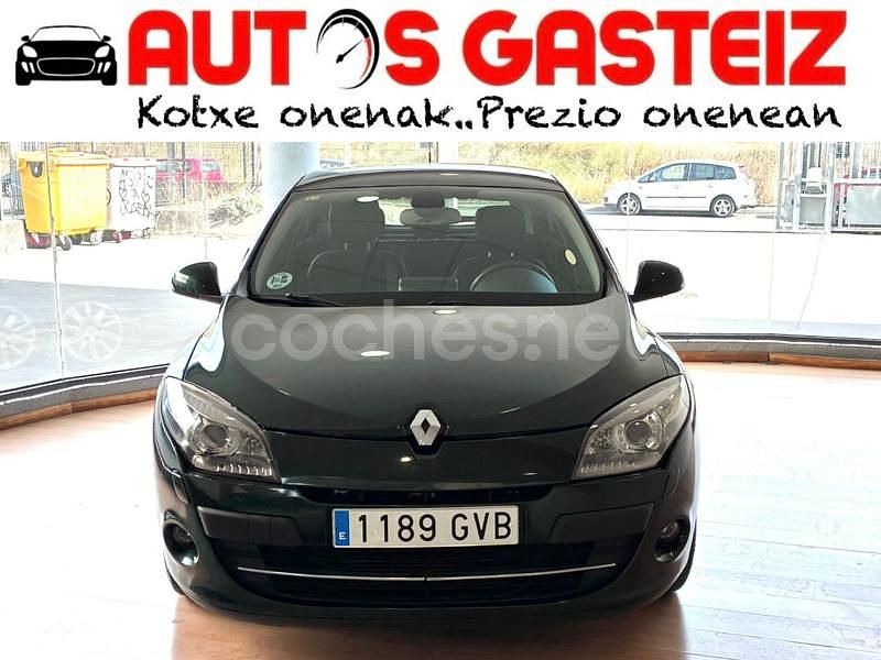 Usado Renault Mégane Privilege 130 CV (95 kW) 2010 Verde Berlina