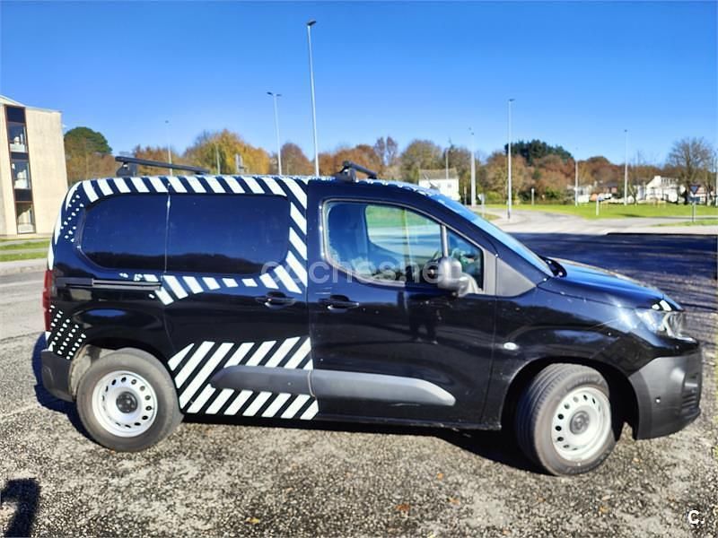 Negro Usado 2016 Peugeot Partner Tepee Style Monovolumen | 8500 € (Super precio) - Imagen 1/4