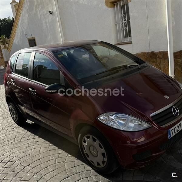 Granate Usado 2006 Mercedes A180 Classic Monovolumen | 3500 € (Super precio) - Imagen 1/4
