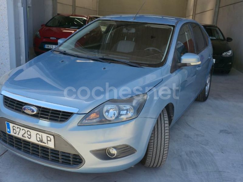 Azul Usado 2009 Ford Focus Trend Berlina | 3900 € (Buen precio) - Imagen 1/4