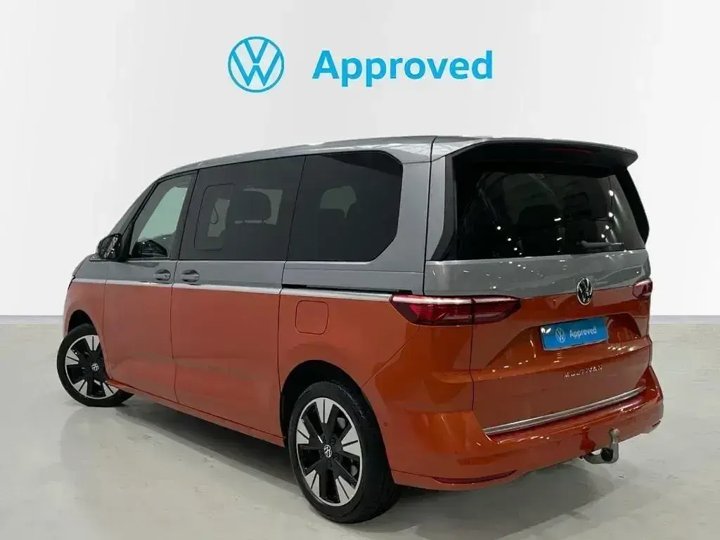 Usado VW Multivan Style 150 CV (110 kW) 2025 Naranja Monovolumen