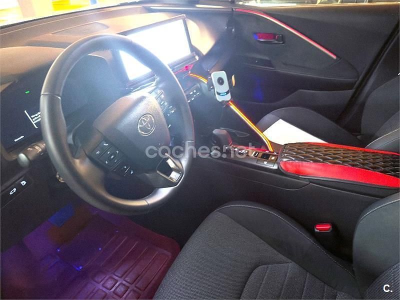 Usado Toyota C-HR 140 CV (102 kW) 2025 Blanco SUV