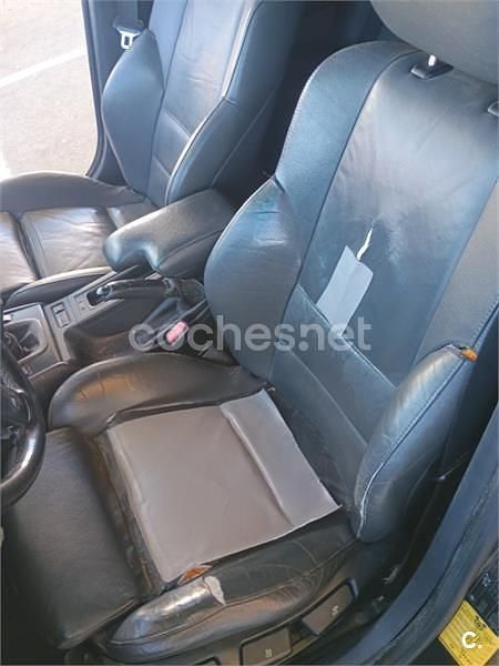 Negro Usado 2003 BMW 320 Berlina | 2600 € (Buen precio) - Imagen 1/4