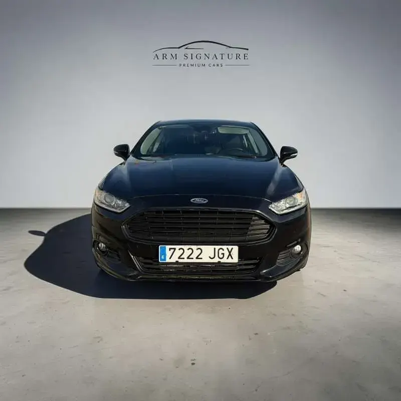 Usado Ford Mondeo Titanium S 163 CV (119 kW) 2014 Negro Berlina
