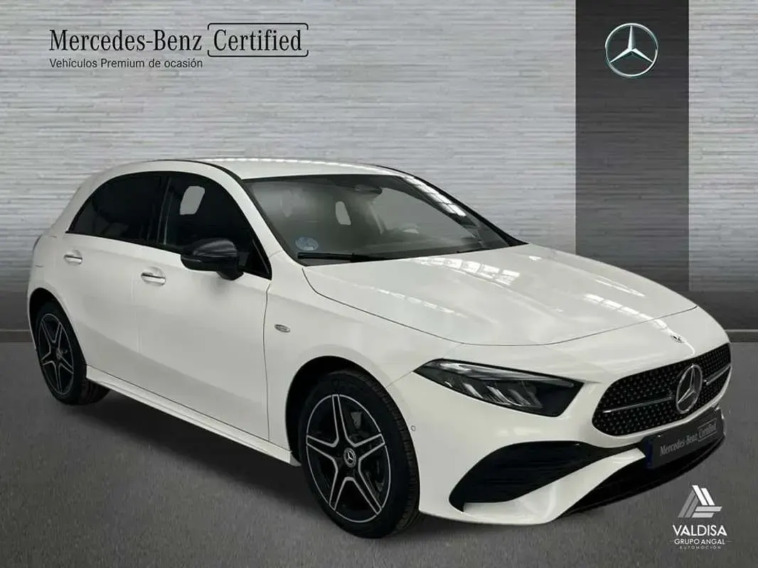 Usado Mercedes A250 218 CV (160 kW) 2025 Berlina