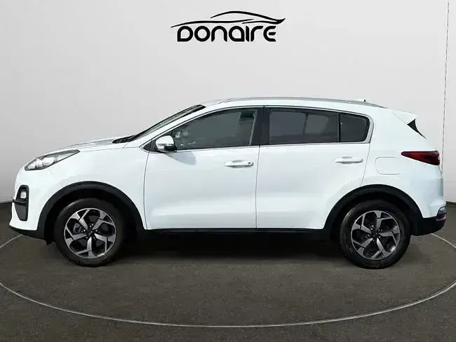 Używany Kia Sportage 136 KM (100 kW) 2021 Biały SUV