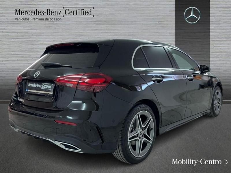 Usado Mercedes A200 AMG line 150 CV (110 kW) 2024 Negro noche Utilitario