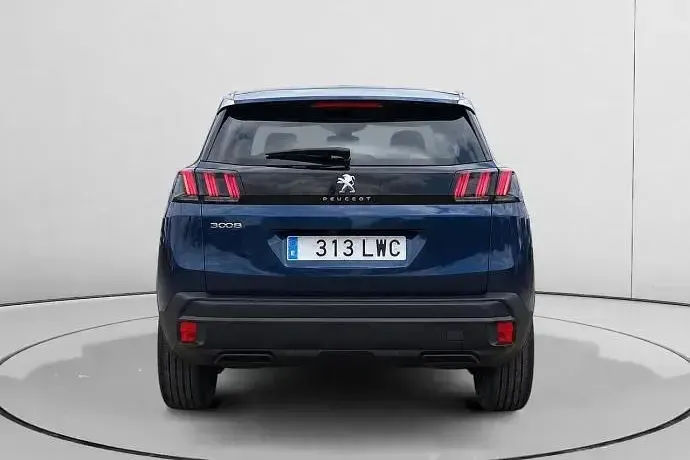 Usado Peugeot 3008 Active 130 CV (95 kW) 2022 SUV