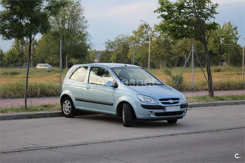 Usado Hyundai Getz 81 CV (59 kW) 2006 Azul Utilitario