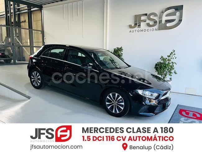 Usado Mercedes A180 116 CV (85 kW) 2020 Negro Berlina