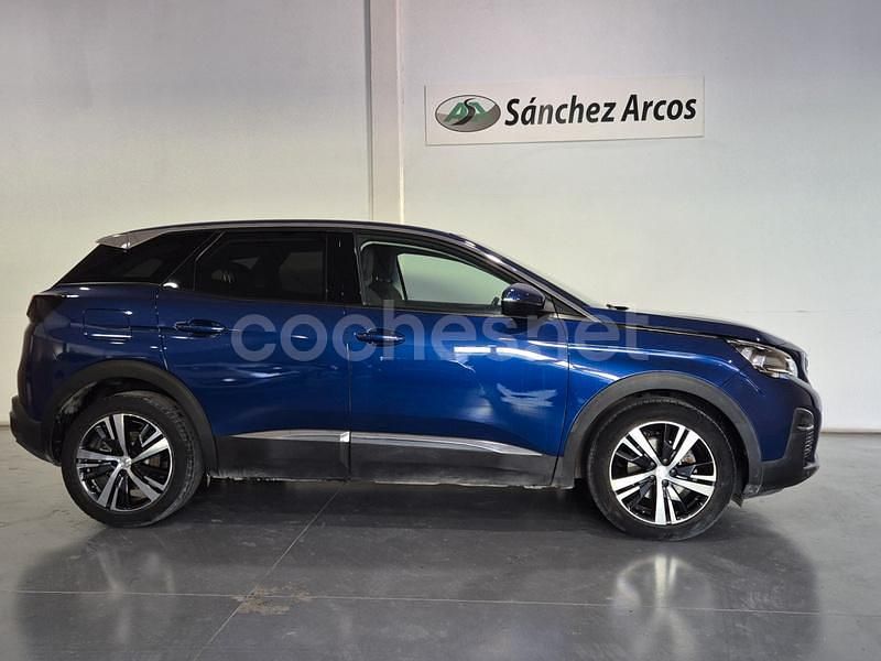 Usado Peugeot 3008 Allure 130 CV (95 kW) 2018 Azul SUV