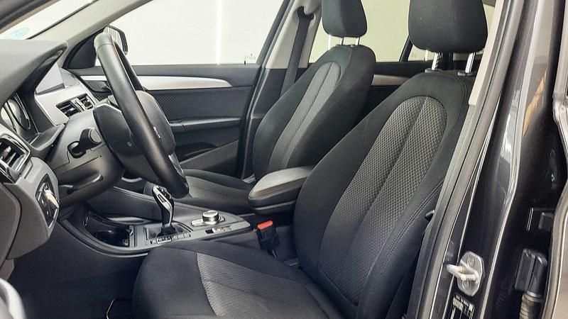 Usado BMW X1 Comfort Edition 116 CV (85 kW) 2022 Azul SUV