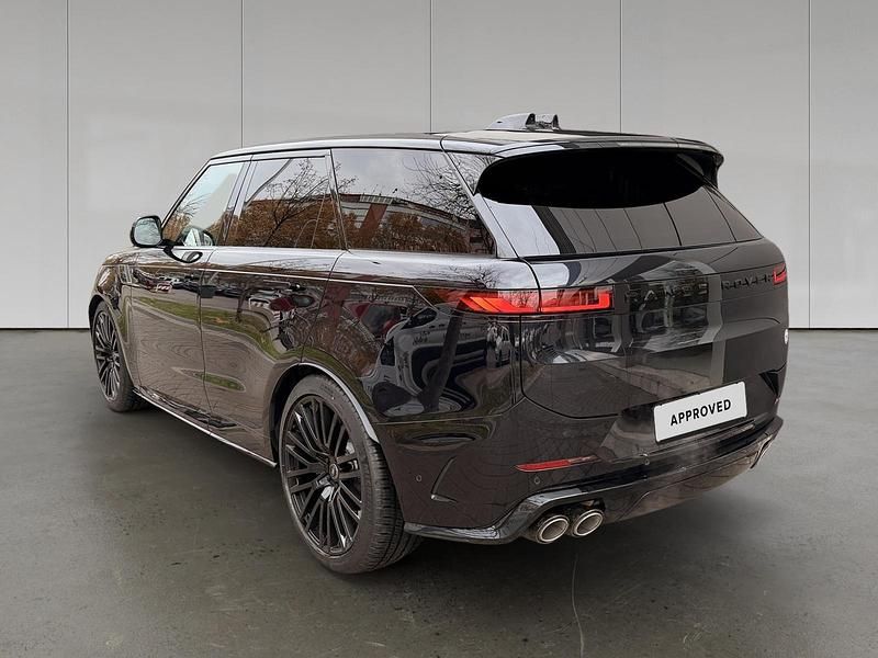 Usado Land Rover Range Rover Sport 635 CV (467 kW) 2025 Ligurian black in gloss finish SUV