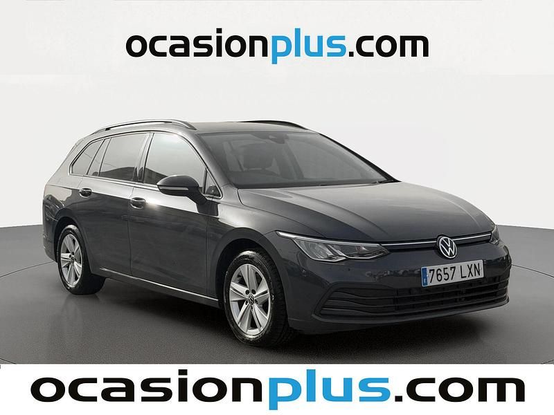 Usado VW Golf VIII Life 115 CV (84 kW) 2022 Gris Familiar