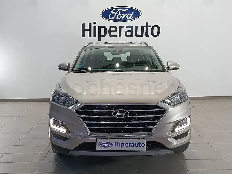 Usado Hyundai Tucson 116 CV (85 kW) 2020 Gris / plata SUV