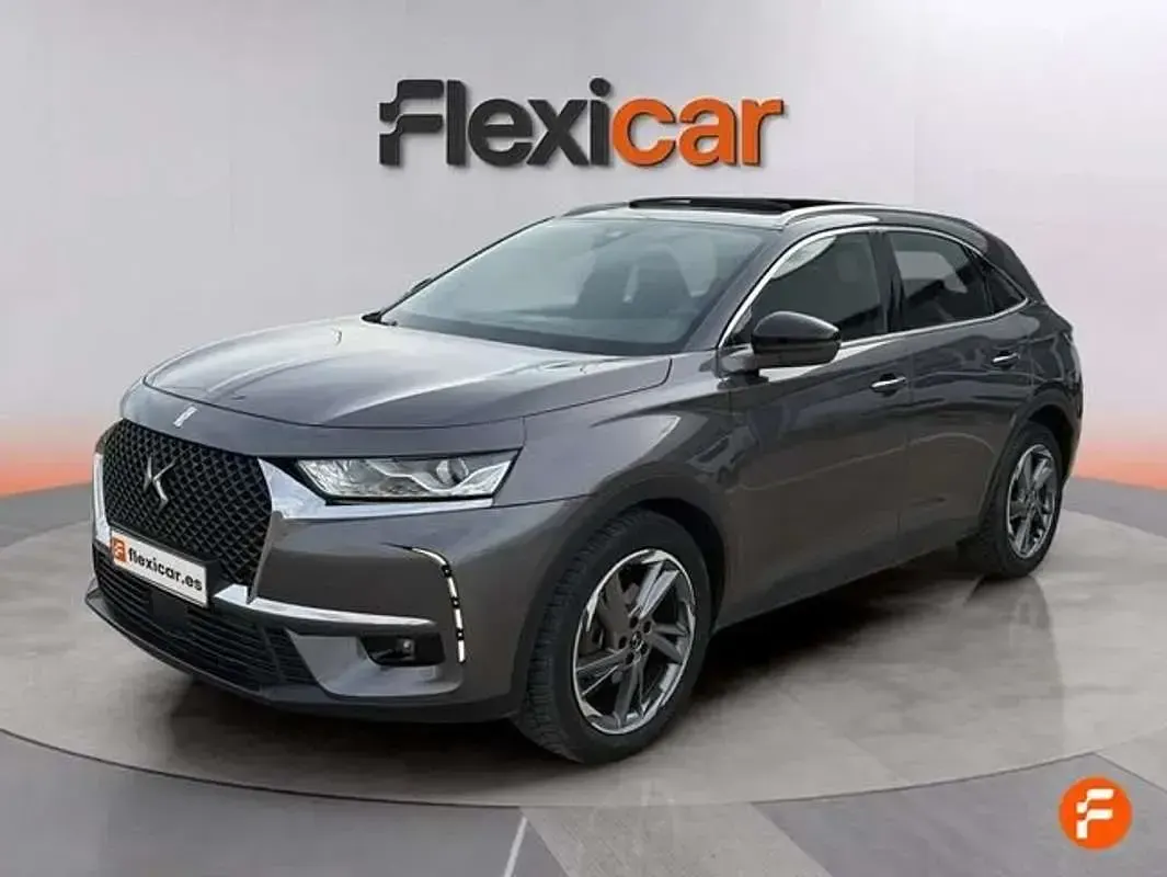 Usado DS Automobiles DS7 Crossback Be Chic 177 CV (130 kW) 2018 Gris SUV