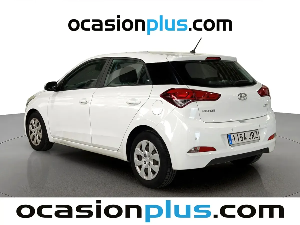 Usado Hyundai i20 90 CV (66 kW) 2016 Blanco Utilitario