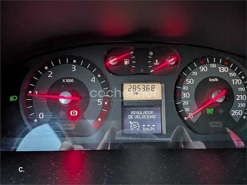 Usado Renault Laguna III Authentique 110 CV (80 kW) 2007 Negro Berlina