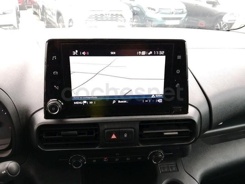 Usado Citroën Berlingo Live 102 CV (75 kW) 2022 Blanco Monovolumen