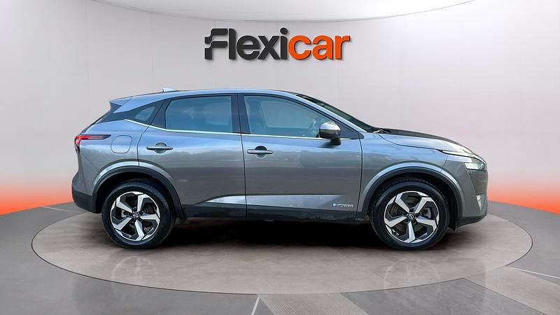 Usado Nissan Qashqai Acenta 190 CV (139 kW) 2024 Gris SUV