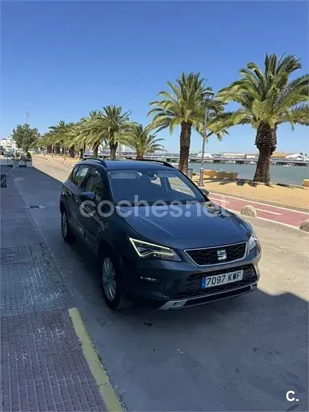 Usado Seat Ateca Style Plus 115 CV (84 kW) 2019 Gris / plata SUV