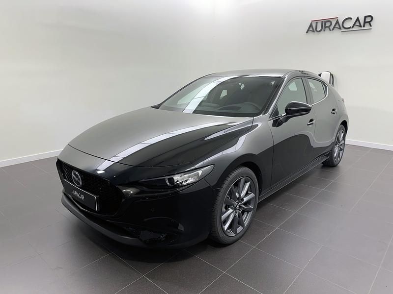 Usado Mazda 3 Center-Line 140 CV (102 kW) 2025 Negro Berlina