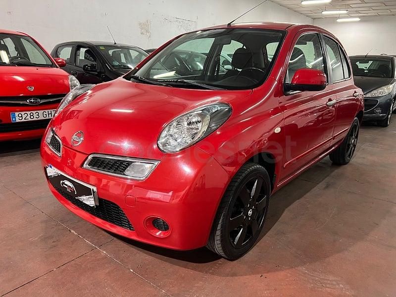Usado Nissan Micra Acenta+ 80 CV (58 kW) 2010 Rojo Utilitario