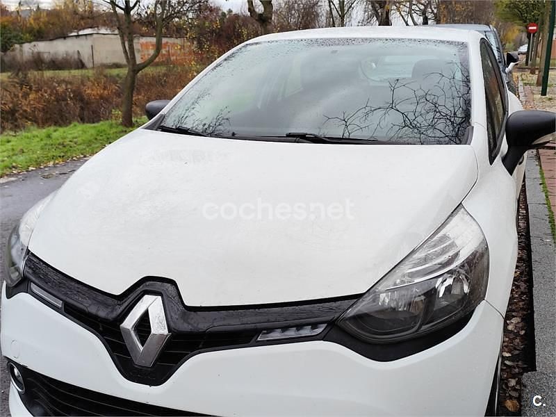 Usado Renault Clio IV Business 90 CV (66 kW) 2015 Blanco Berlina