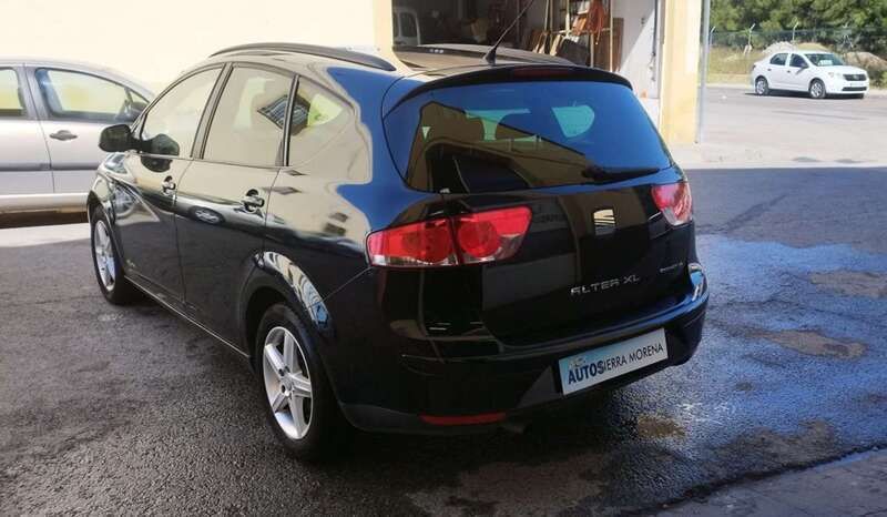 Usado Seat Altea Copa 105 CV (77 kW) 2013 Negro Monovolumen