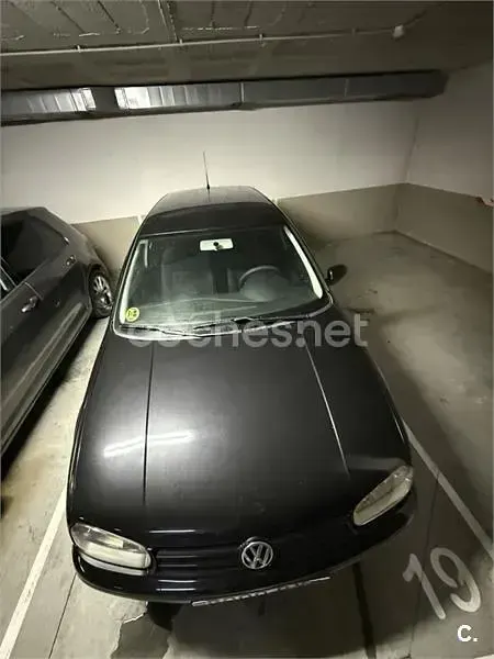 Usado VW Golf IV Conceptline 75 CV (55 kW) 2002 Negro Berlina