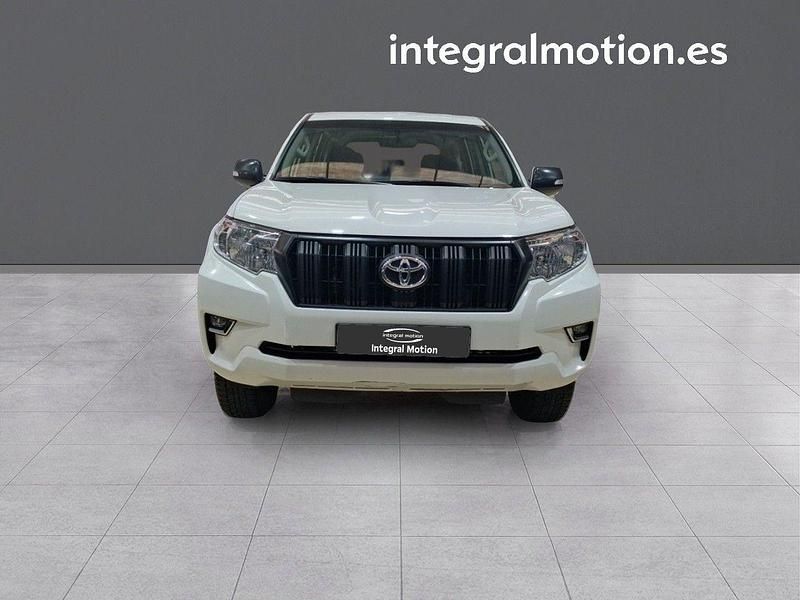 Usado Toyota Land Cruiser 176 CV (129 kW) 2019 Blanco