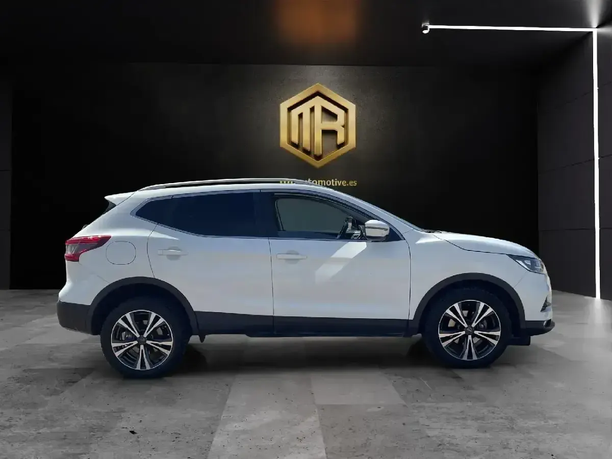 Usado Nissan Qashqai Acenta 150 CV (110 kW) 2020 Blanco SUV