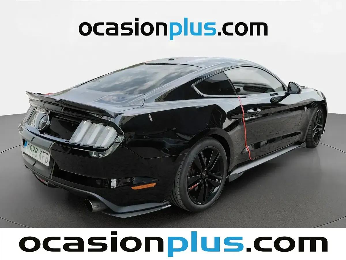 Usado Ford Mustang Fastback 314 CV (230 kW) 2017 Negro Coupe