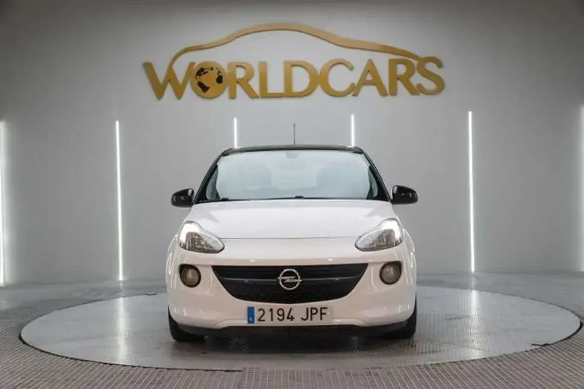 Usado Opel Adam Rocks 87 CV (63 kW) 2016 Blanco Utilitario