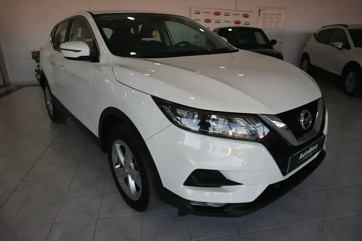 Usado Nissan Qashqai Acenta 115 CV (84 kW) 2020 Blanco SUV