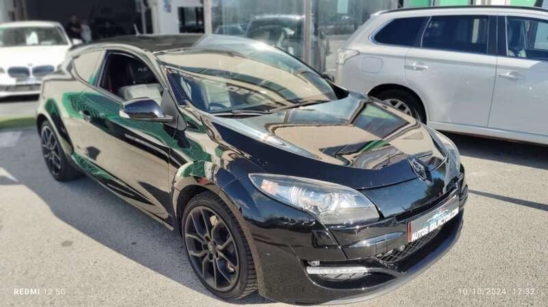 Negro Usado 2014 Renault Mégane III R.S. Coupe | 17.490 € - Imagen 1/4